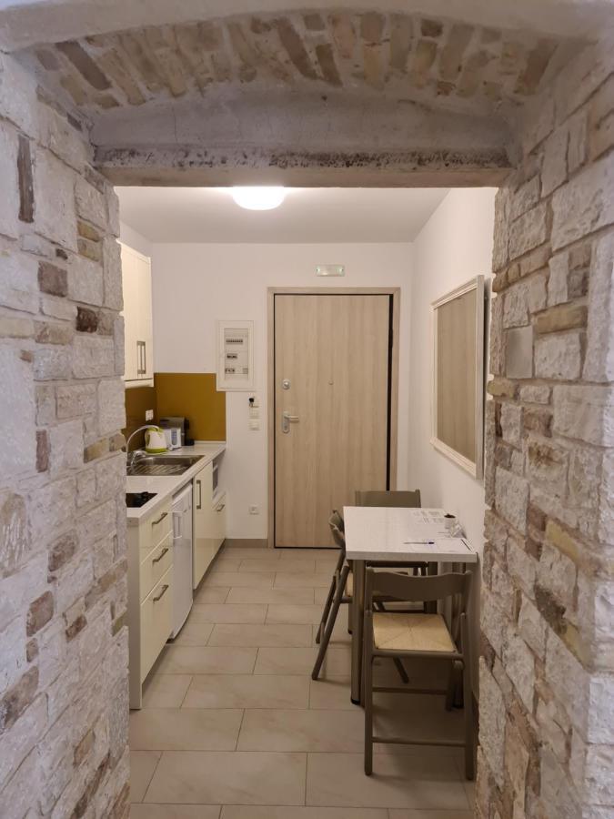 Nj Corfu Boutique Apartments מראה חיצוני תמונה